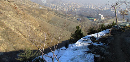 Последний снег в горах Точал, Тегеран