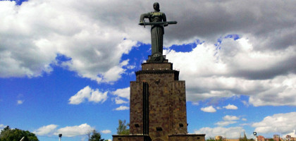 Мать Армения, Ереван