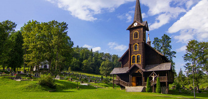 Церковь в Татранска Яворина