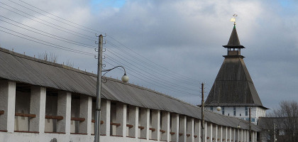 Стена Астраханского кремля и Пыточная башня