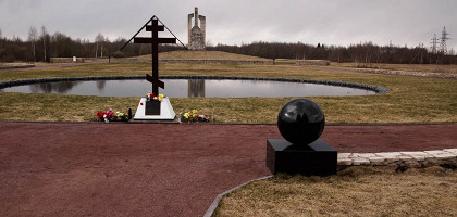 Памятник жертвам «Дулага»