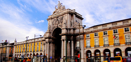 Арка на Торговой площади в Лиссабоне