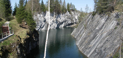 Рускеальский мраморный каньон, прогулочные лодки