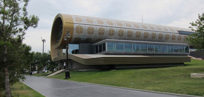 Азербайджанский музей ковра в Баку