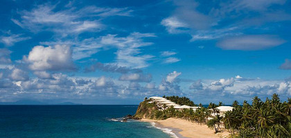 Пляж на Антигуа и Барбуде