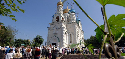 Покровский кафедральный собор Владивостока