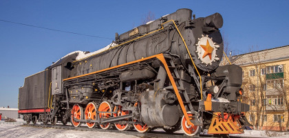 Котлас, Россия, паровоз Л-5129 на привокзальной площади