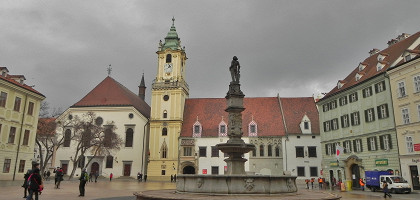 Главная площадь и Старая ратуша Братиславы