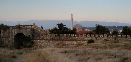 Вид на мечеть из крепости Скопье
