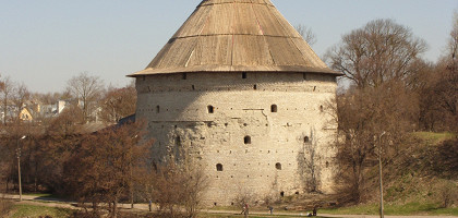 Покровская башня в Пскове