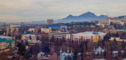 Вид на Пятигорск ранней весной