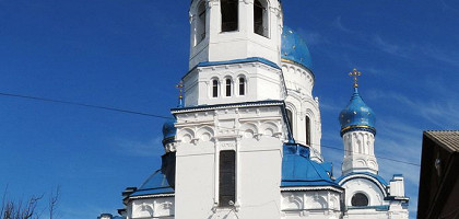 Покровский собор в Гатчине, вход