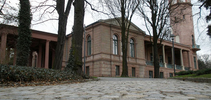 Дворец Бисдорф в Берлине