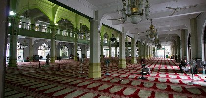 Мечеть Султана, интерьер