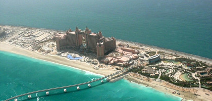 Курортный комплекс Atlantis The Palm на искусственном острове Пальма Джумейра в Дубае