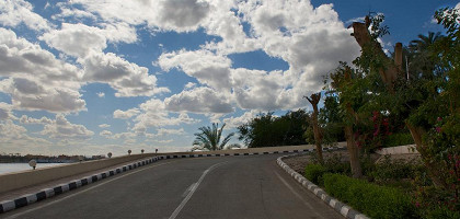 По дороге с облаками, Египет