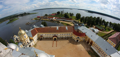 Нило-Столобенская пустынь, двор