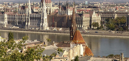 Вид на парламент Будапешта, Венгрия