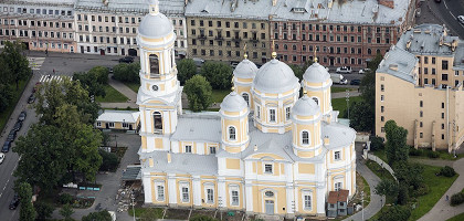 Князь-Владимирский собор в Санкт-Петербурге, вид с воздуха