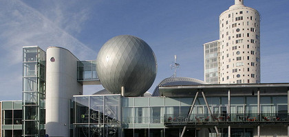 Музей AHHAA и Tigutorn - самое высокое здание города, Тарту