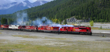 Национальный парк Йохо, поезд Canadian Pacific