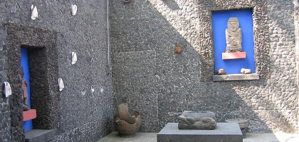 Дом-музей Фриды Кало, двор