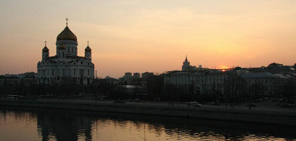 Храм Христа Спасителя на закате, Москва