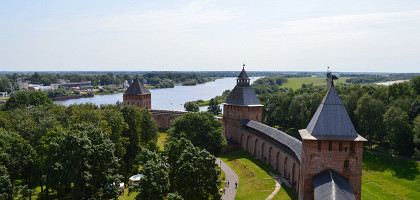 Стены Новгородского кремля