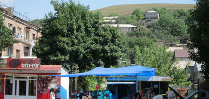 Торговля на улицах Ванадзора, Армения