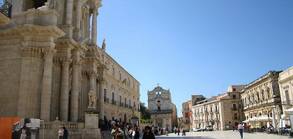 Площадь Duomo в Сиракузах
