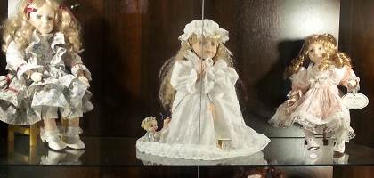 Куклы в Музее «Уголок Англии в Костроме»