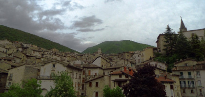 Крыши домов в Сканно, Абруццо