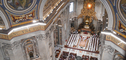 Вид на зал с верхней ложи, Собор Святого Петра в Ватикане