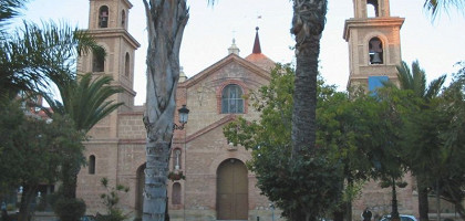 Церковь Непорочного Зачатия и Площадь Конституции, Торревьеха