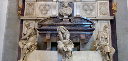 Базилика Санта-Кроче, гробница Микеланджело Буонарроти