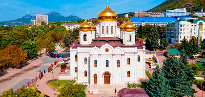 Спасский собор в Пятигорске, вид сверху