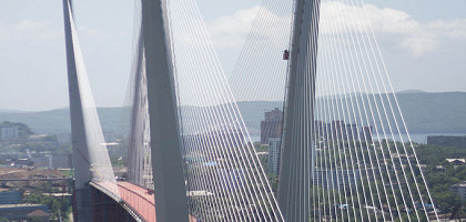 Золотой мост через бухту Золотой Рог