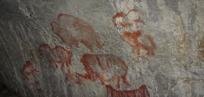 Рисунки на стене в Каповой пещере (копии)