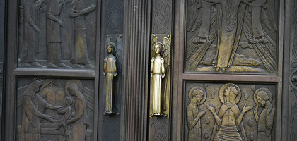 Дверь во дворце Великих герцогов в Люксембурге