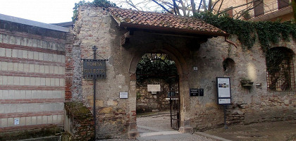 Гробница Джульетты, вход