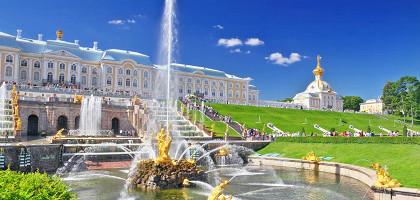 Большой каскад в Петергофе, Россия