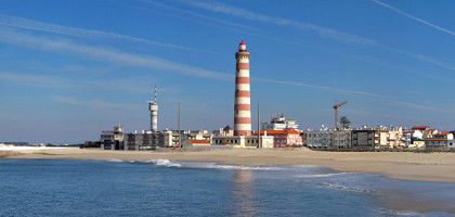 Вид на маяк Farol da Barra