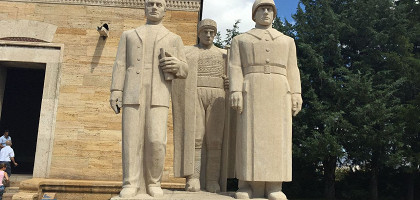 Мавзолей Аныткабир в Анкаре