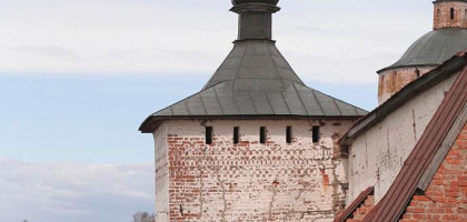 Вид монастыря в Кириллове