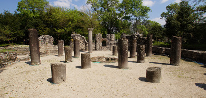 Руины античной Аполонии, Влёра