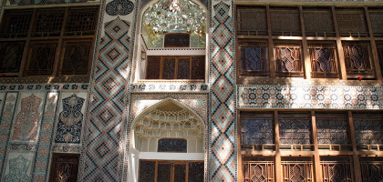 Дворец шекинских ханов, часть фасада