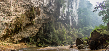 Виды пещеры Шондонг