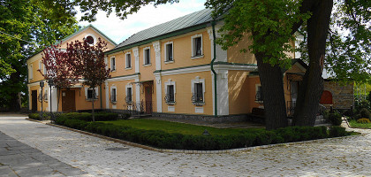 Свято-Троицкий Ионинский монастырь, двор