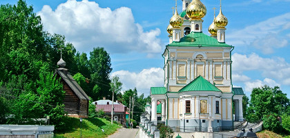 Храм Воскресения Христова в Плёсе