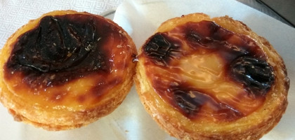 Паштейш — традиционный десерт в Португалии
